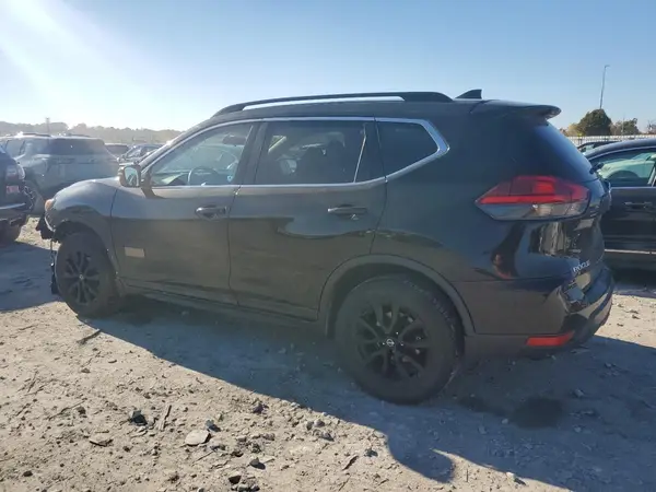 5N1AT2MV3HC764590 2017 NISSAN ROGUE - Image 2