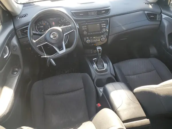 5N1AT2MV3HC764590 2017 NISSAN ROGUE - Image 8