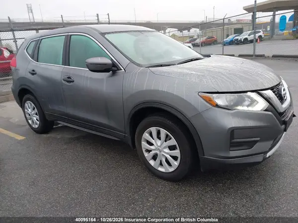 5N1AT2MV3HC768333 2017 NISSAN ROGUE - Image 1