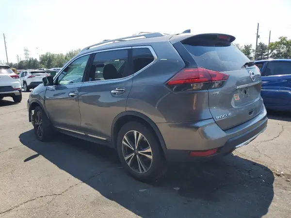 5N1AT2MV3HC777923 2017 NISSAN ROGUE - Image 2