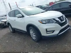 5N1AT2MV3HC778635 2017 NISSAN ROGUE