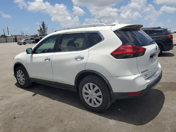 5N1AT2MV3HC780546 2017 NISSAN ROGUE - Image 2