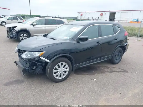 5N1AT2MV3HC783608 2017 NISSAN ROGUE - Image 2