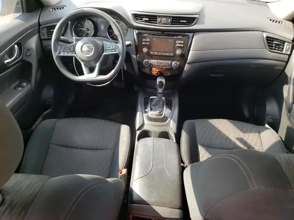 5N1AT2MV3HC784743 2017 NISSAN ROGUE - Image 8