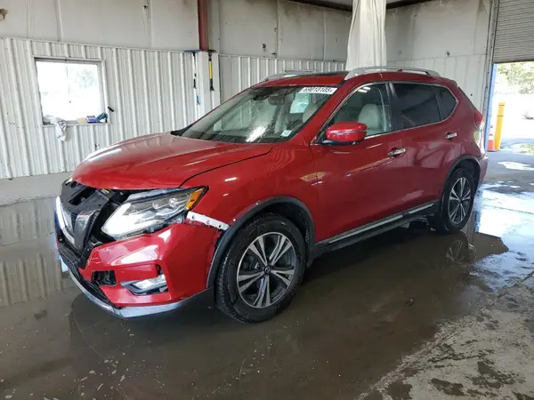5N1AT2MV3HC794821 2017 NISSAN ROGUE - Image 1
