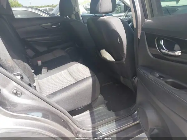 5N1AT2MV3HC801217 2017 NISSAN ROGUE - Image 8