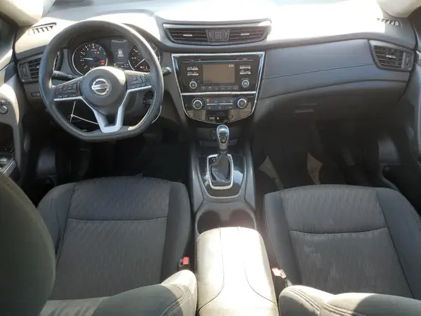 5N1AT2MV3HC804649 2017 NISSAN ROGUE - Image 8