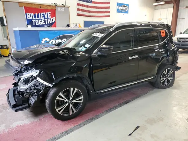 5N1AT2MV3HC814047 2017 NISSAN ROGUE - Image 1