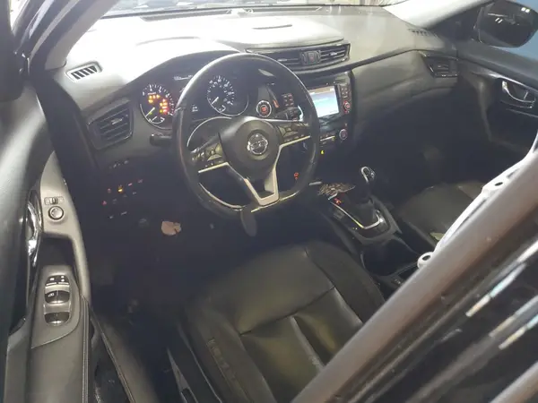 5N1AT2MV3HC814047 2017 NISSAN ROGUE - Image 8