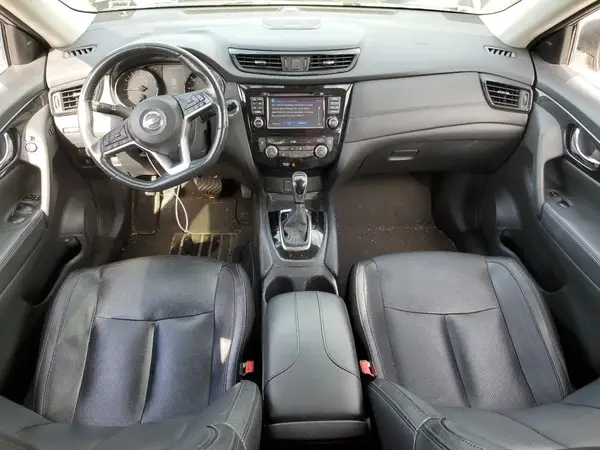 5N1AT2MV3HC817174 2017 NISSAN ROGUE - Image 8
