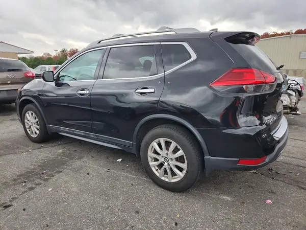 5N1AT2MV3HC817238 2017 NISSAN ROGUE - Image 2