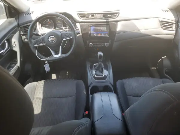 5N1AT2MV3HC818826 2017 NISSAN ROGUE - Image 8