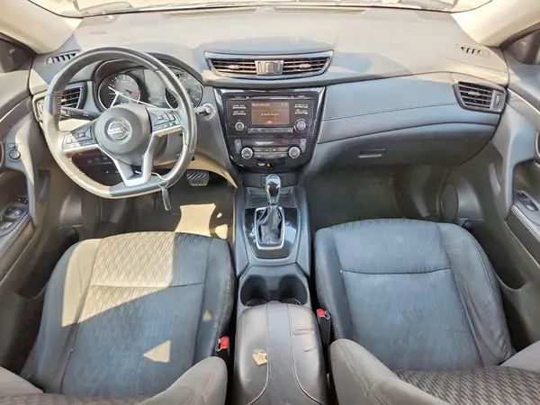5N1AT2MV3HC822066 2017 NISSAN ROGUE - Image 8