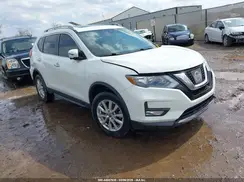 5N1AT2MV3HC828465 2017 NISSAN ROGUE