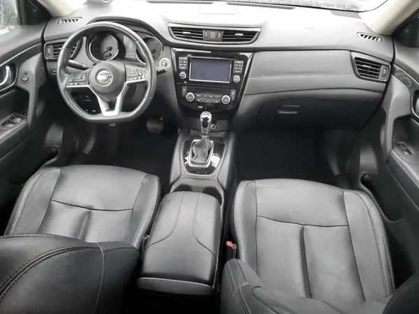 5N1AT2MV3HC830071 2017 NISSAN ROGUE - Image 8