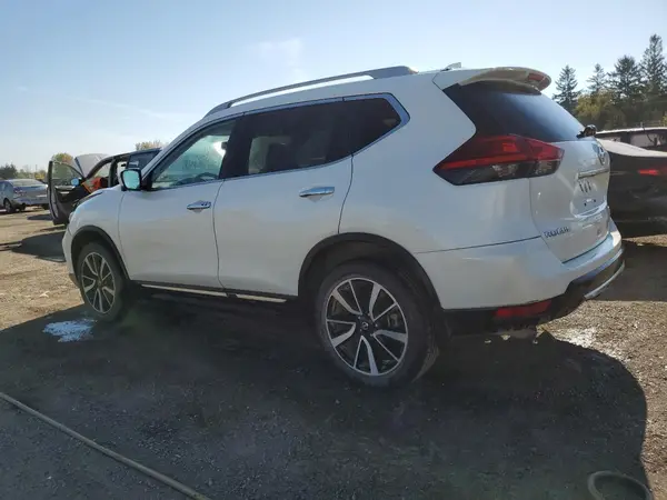 5N1AT2MV3HC831365 2017 NISSAN ROGUE - Image 2