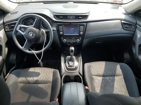 5N1AT2MV3HC831947 2017 NISSAN ROGUE - Image 8