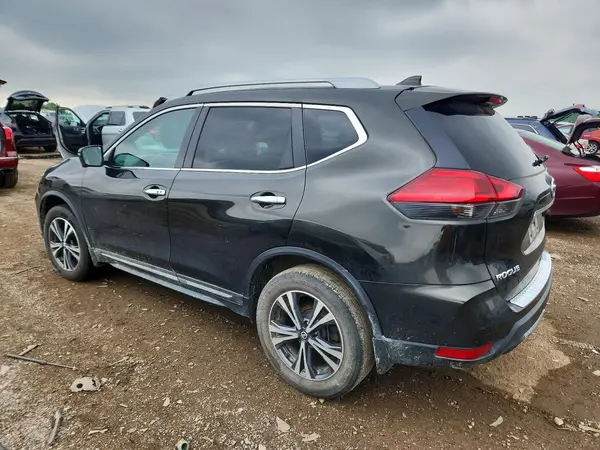 5N1AT2MV3HC834170 2017 NISSAN ROGUE - Image 2
