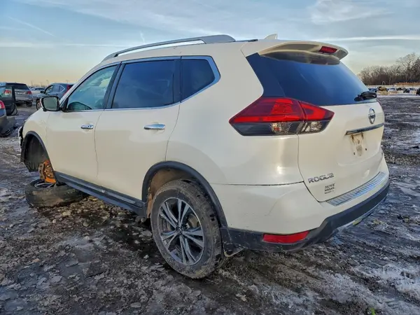5N1AT2MV3HC834346 2017 NISSAN ROGUE - Image 2