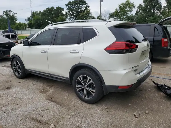 5N1AT2MV3HC838543 2017 NISSAN ROGUE - Image 2