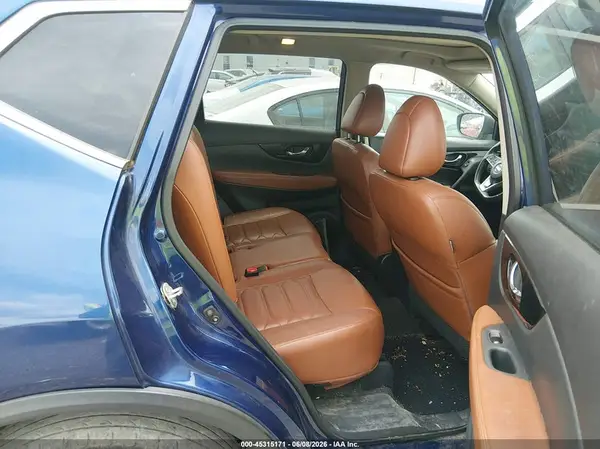 5N1AT2MV3HC851129 2017 NISSAN ROGUE - Image 8