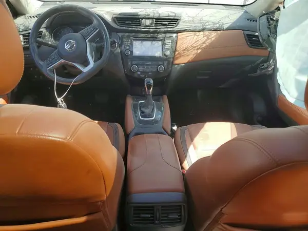 5N1AT2MV3HC852393 2017 NISSAN ROGUE - Image 8