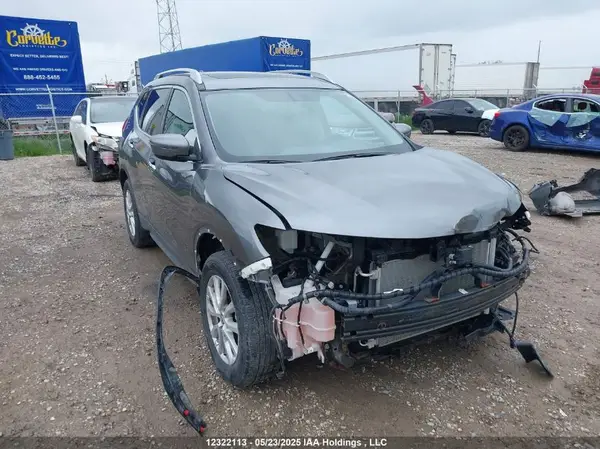 5N1AT2MV3HC853155 2017 NISSAN ROGUE - Image 1