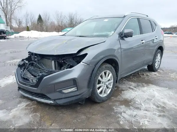 5N1AT2MV3HC854757 2017 NISSAN ROGUE - Image 2