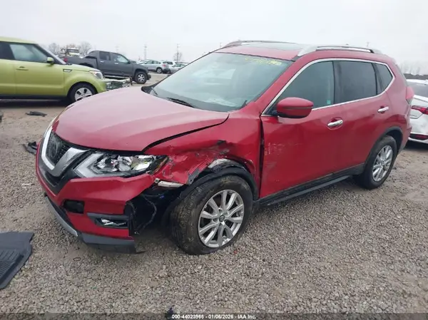 5N1AT2MV3HC854919 2017 NISSAN ROGUE - Image 2