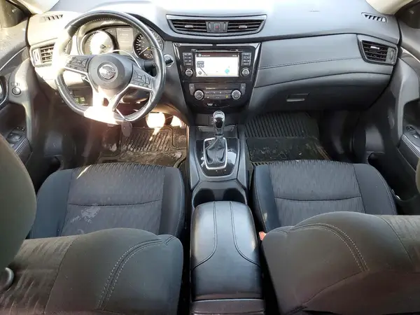 5N1AT2MV3HC862986 2017 NISSAN ROGUE - Image 8