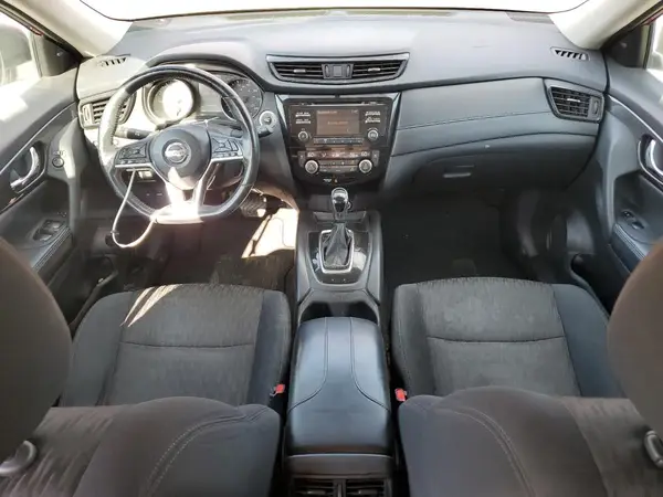 5N1AT2MV3HC864530 2017 NISSAN ROGUE - Image 8