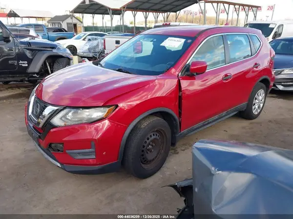 5N1AT2MV3HC864995 2017 NISSAN ROGUE - Image 2