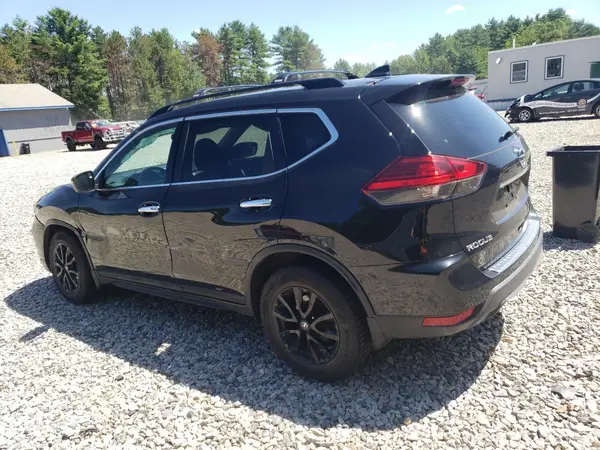 5N1AT2MV3HC868724 2017 NISSAN ROGUE - Image 2