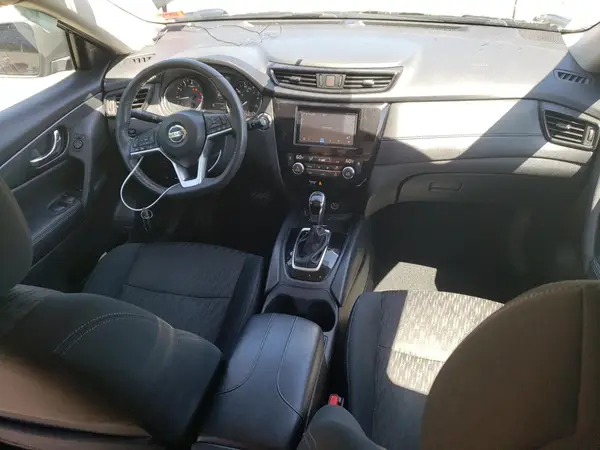 5N1AT2MV3HC868724 2017 NISSAN ROGUE - Image 8