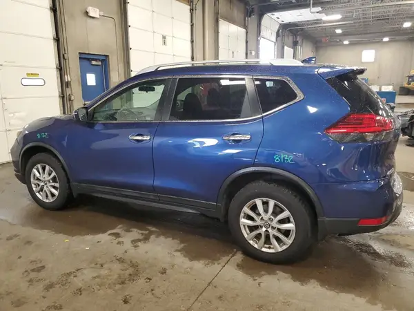 5N1AT2MV3HC872403 2017 NISSAN ROGUE - Image 2