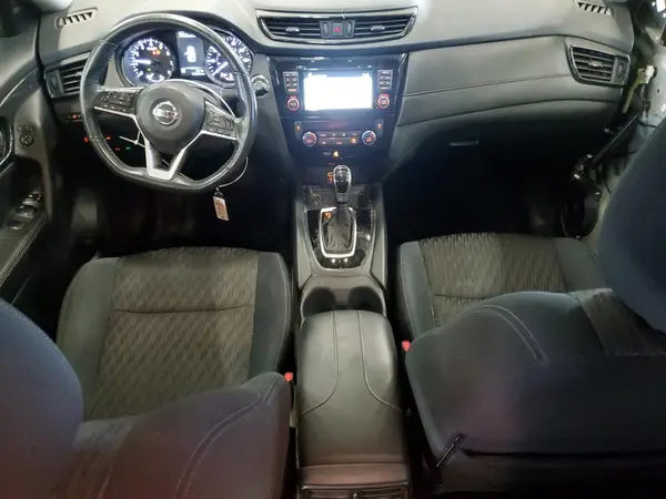5N1AT2MV3HC880565 2017 NISSAN ROGUE - Image 8