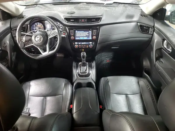 5N1AT2MV3HC881490 2017 NISSAN ROGUE - Image 8