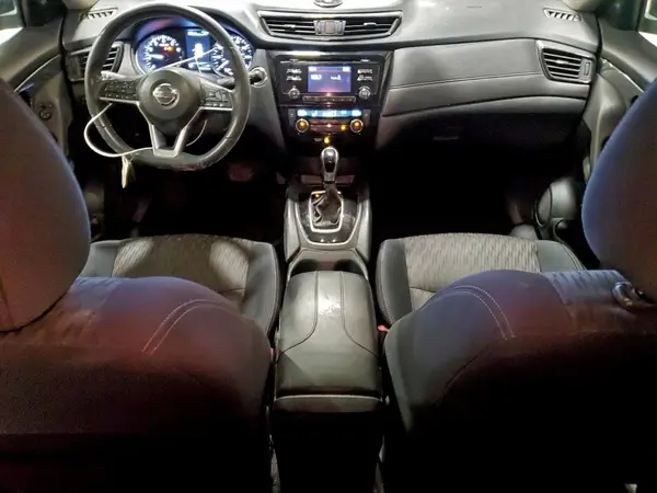 5N1AT2MV3HC889945 2017 NISSAN ROGUE - Image 8