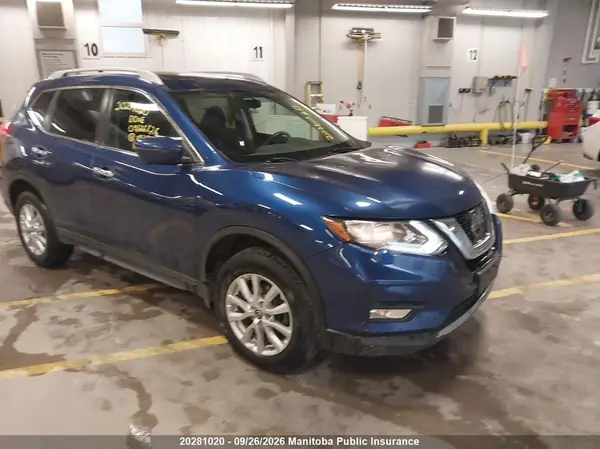 5N1AT2MV3HC893932 2017 NISSAN ROGUE - Image 1