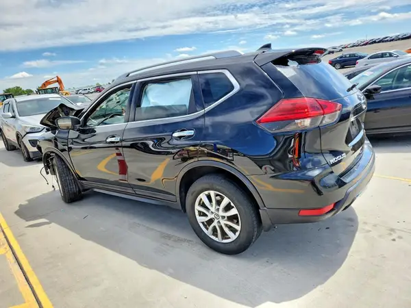 5N1AT2MV3HC894708 2017 NISSAN ROGUE - Image 2