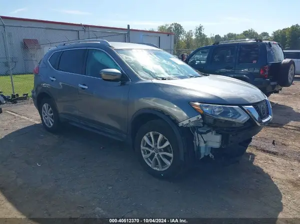 5N1AT2MV3HC897348 2017 NISSAN ROGUE - Image 1