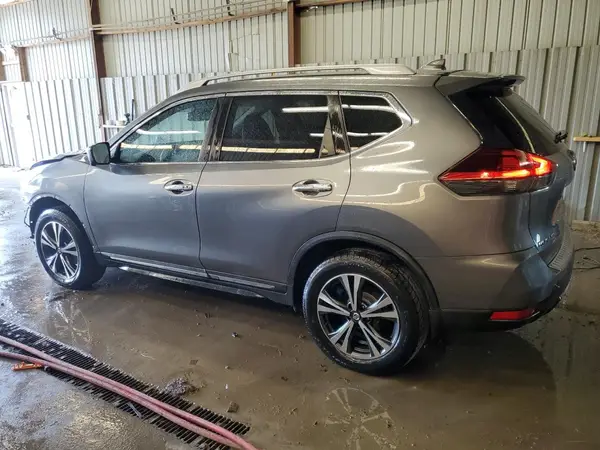 5N1AT2MV3JC700930 2018 NISSAN ROGUE - Image 2