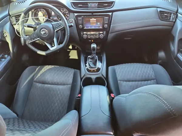 5N1AT2MV3JC703147 2018 NISSAN ROGUE - Image 8
