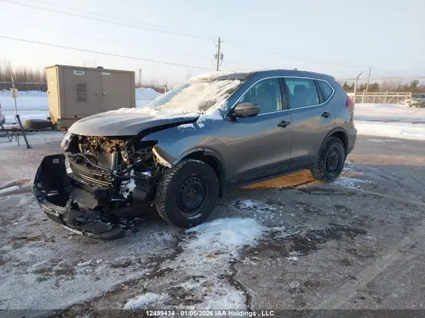 5N1AT2MV3JC703665 2018 NISSAN ROGUE - Image 2