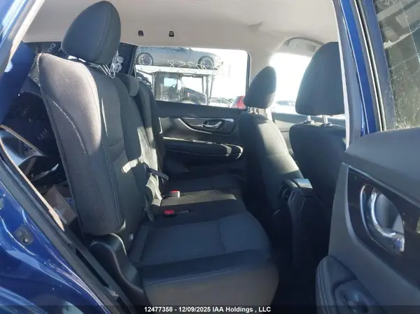 5N1AT2MV3JC703701 2018 NISSAN ROGUE - Image 8