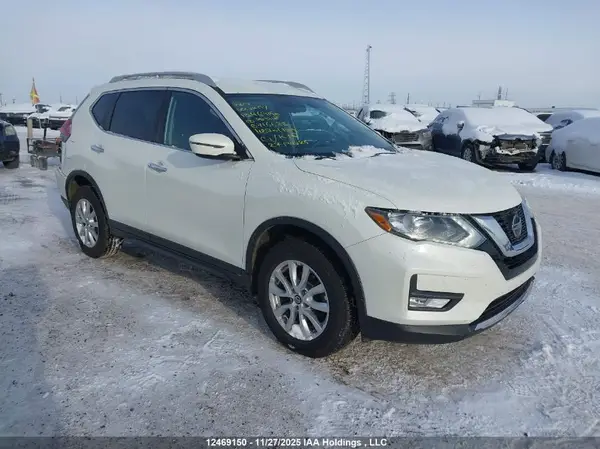 5N1AT2MV3JC716688 2018 NISSAN ROGUE - Image 1