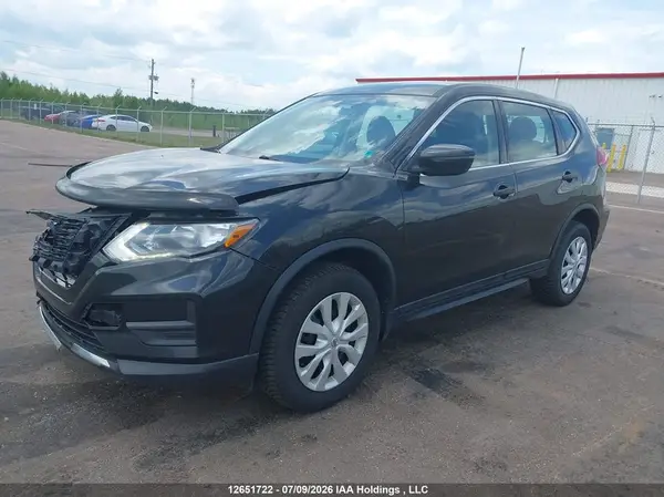 5N1AT2MV3JC717940 2018 NISSAN ROGUE - Image 2