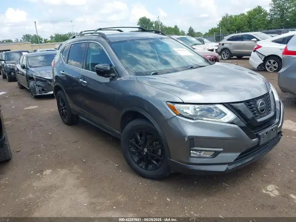 5N1AT2MV3JC720403 2018 NISSAN ROGUE - Image 1