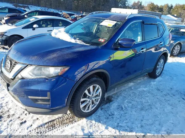 5N1AT2MV3JC723947 2018 NISSAN ROGUE - Image 2