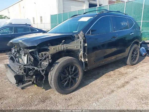 5N1AT2MV3JC726184 2018 NISSAN ROGUE - Image 2